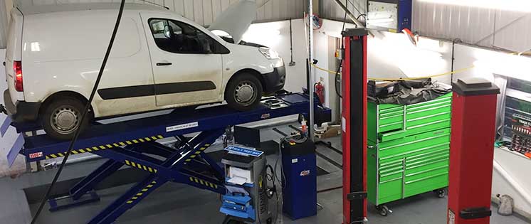 R and T Autocentre Servicing